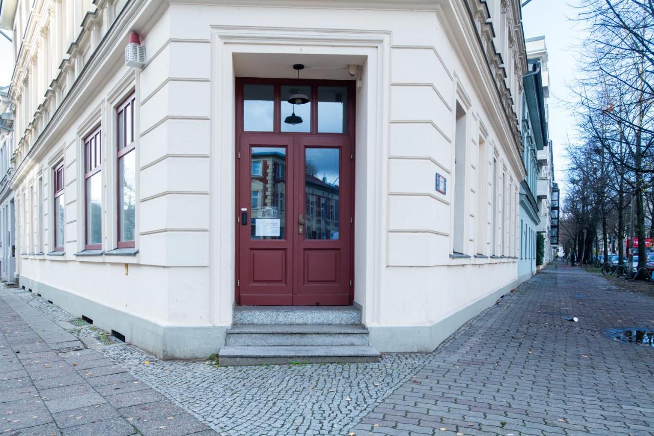 Alt-Berliner Eckkneipe - "Feuchte Ecke" Apartment Luaran gambar