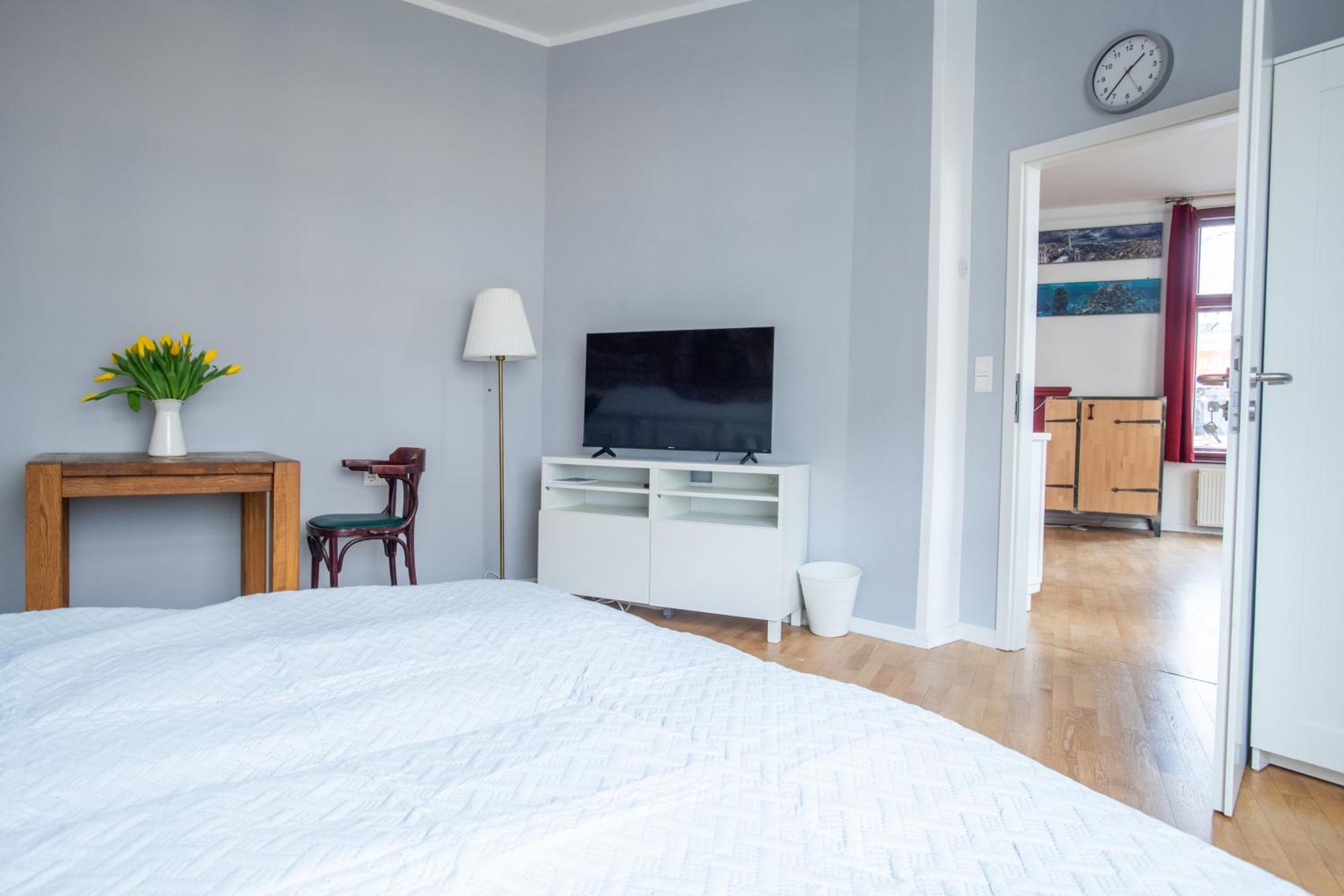 Alt-Berliner Eckkneipe - "Feuchte Ecke" Apartment Luaran gambar